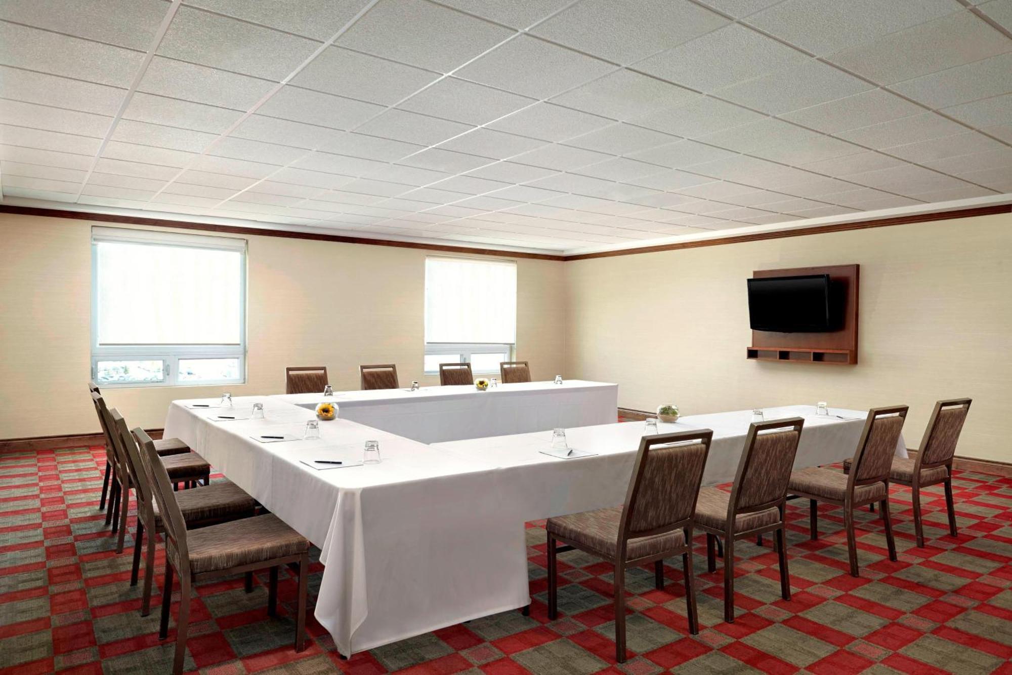 Four Points By Sheraton Calgary Airport Eksteriør bilde